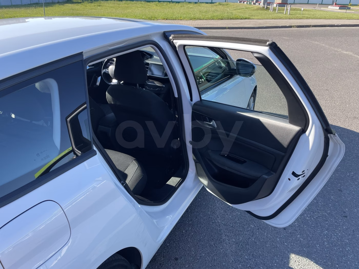 Peugeot 308 фото 14