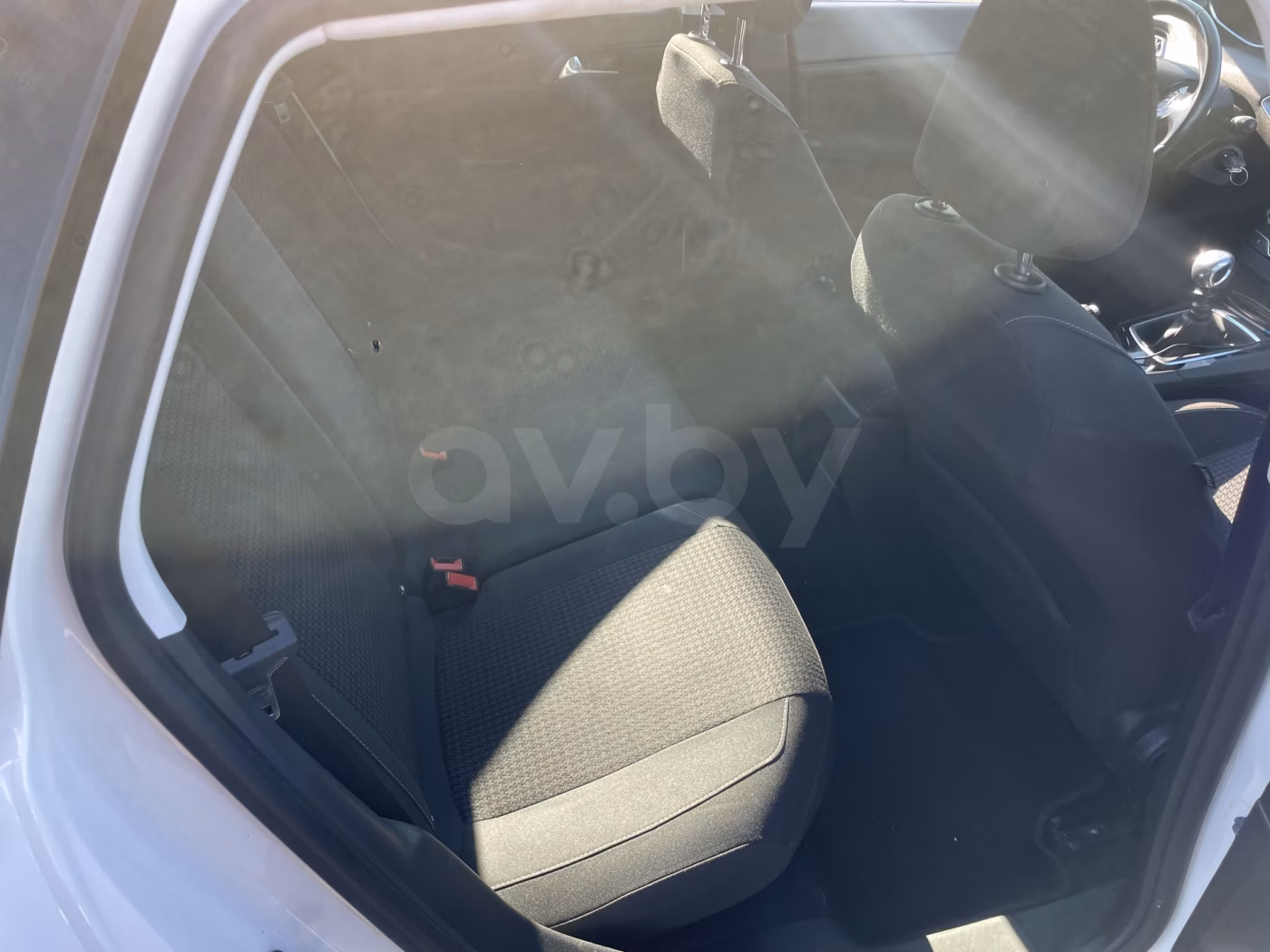 Peugeot 308 фото 15