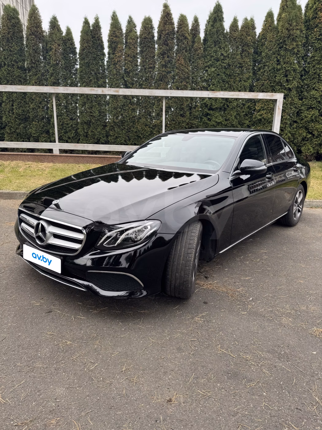 Mercedes-Benz E-Класс фото 2