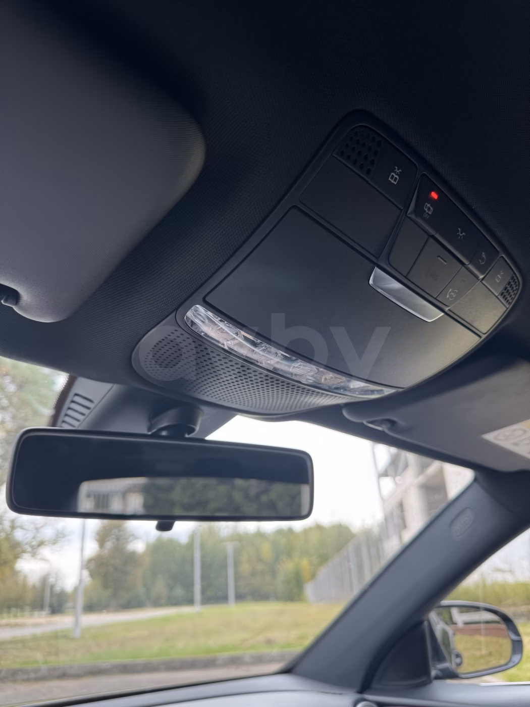 Mercedes-Benz E-Класс фото 18
