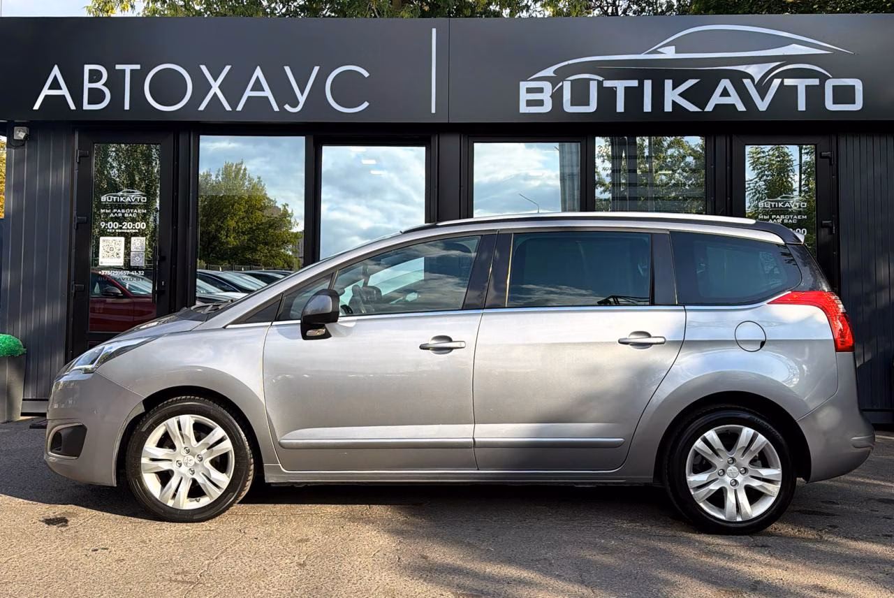 Peugeot 5008 фото 4