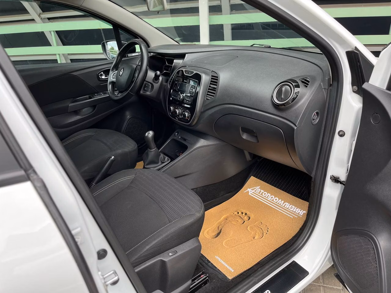 Renault Kaptur фото 9