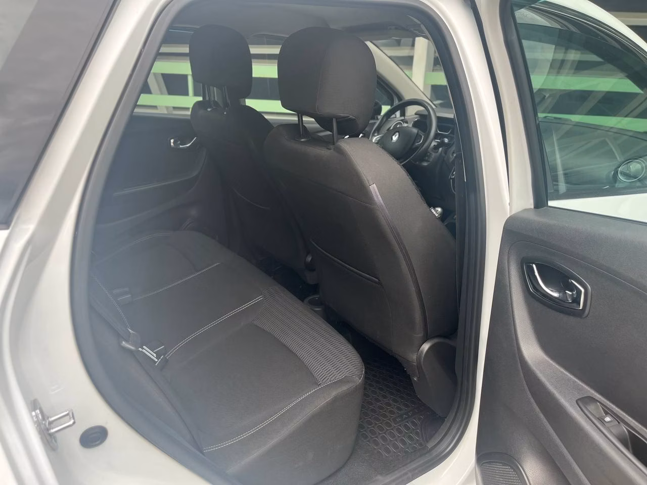 Renault Kaptur фото 11