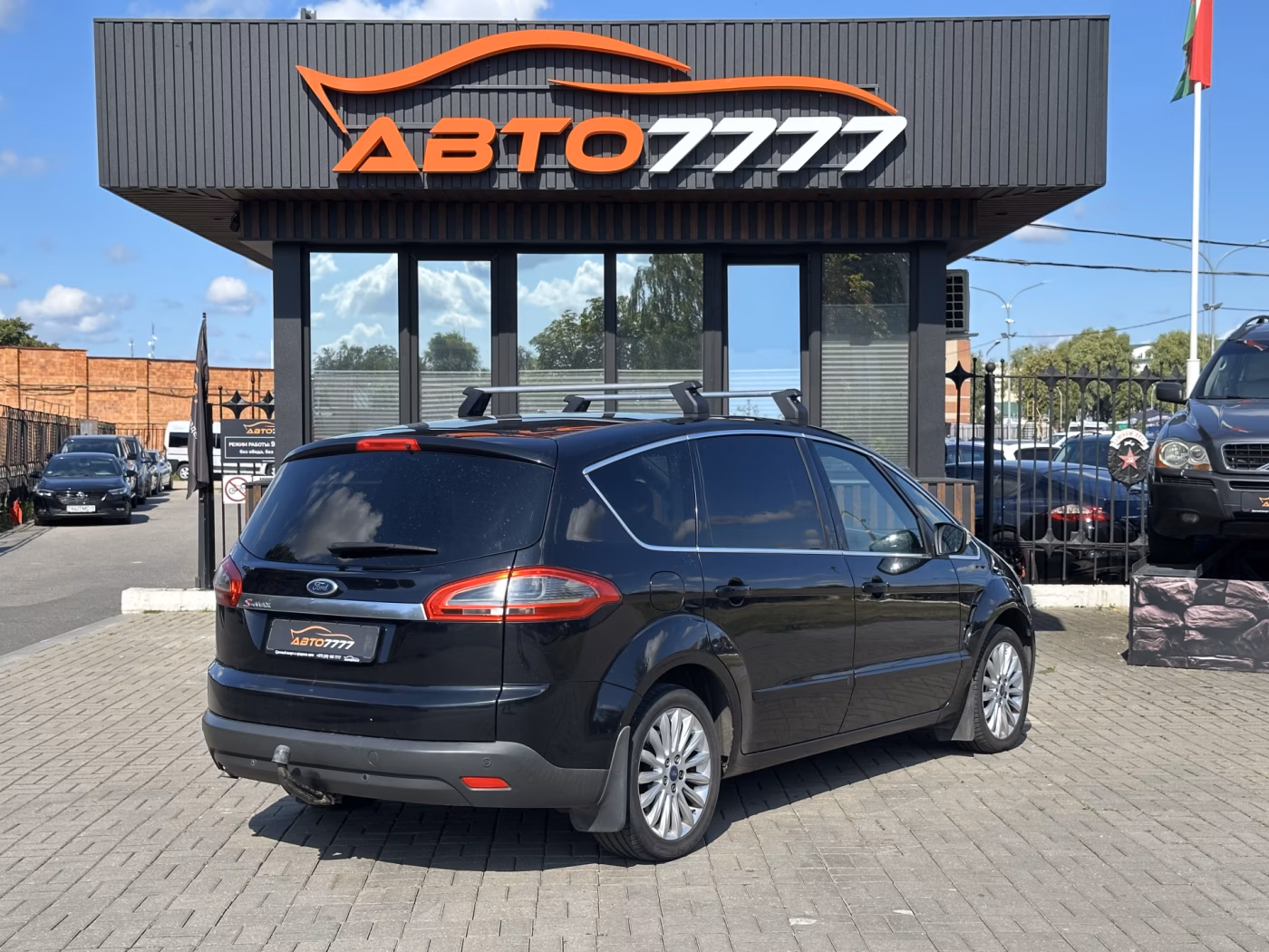 Ford S-MAX фото 2