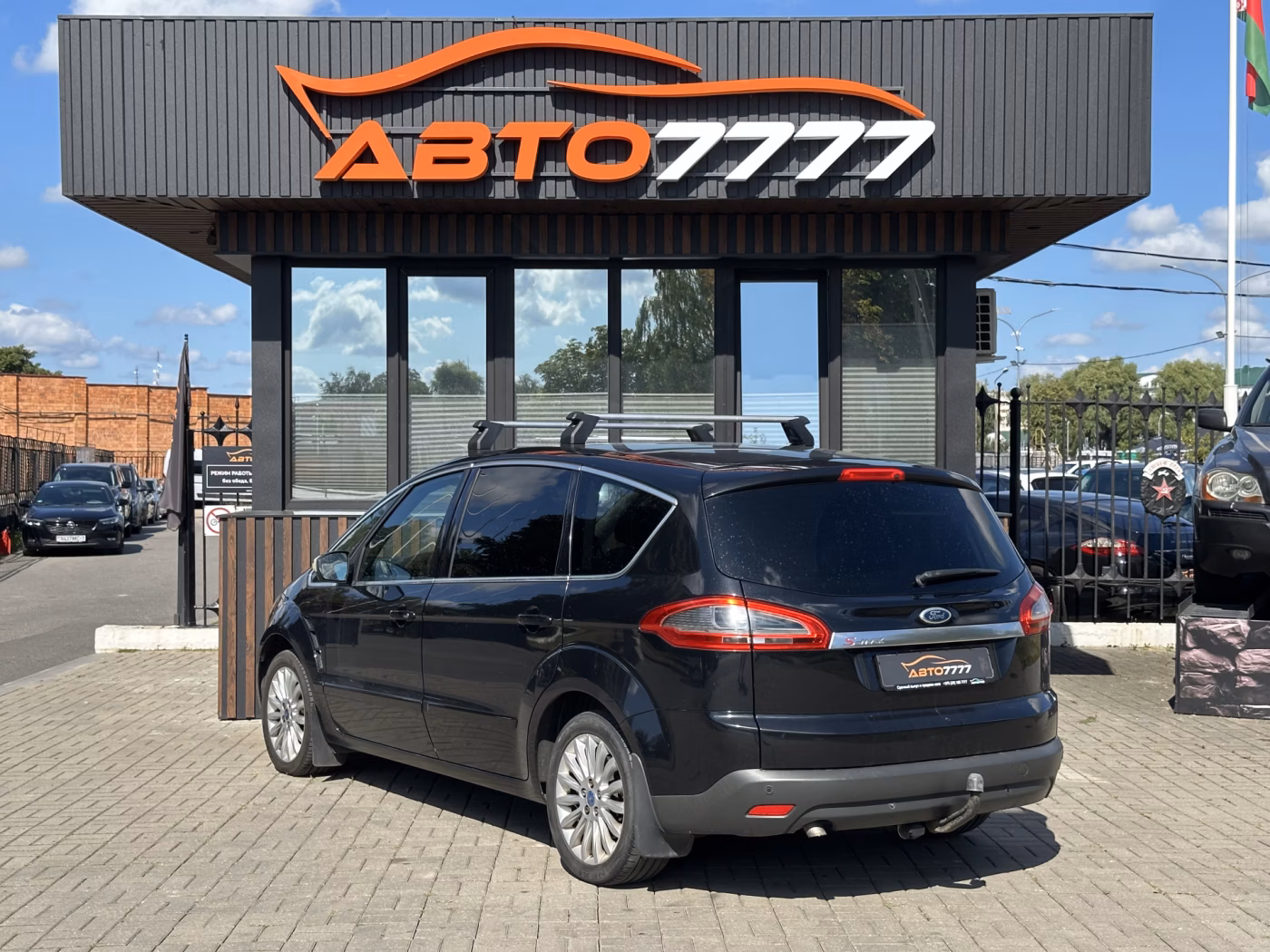 Ford S-MAX фото 4