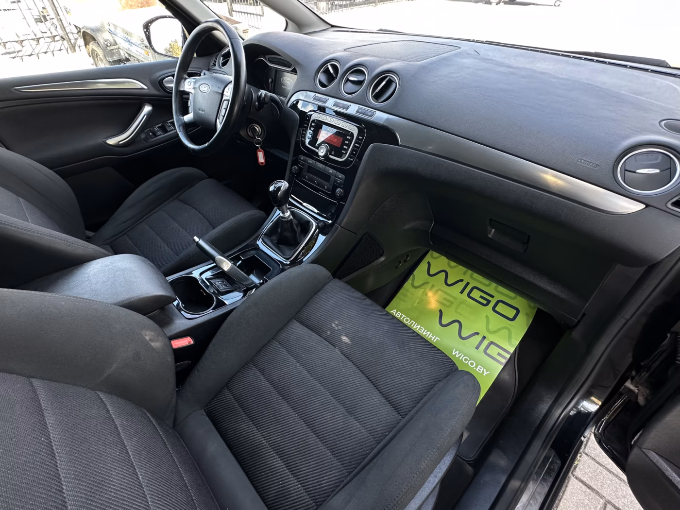 Ford S-MAX фото 12