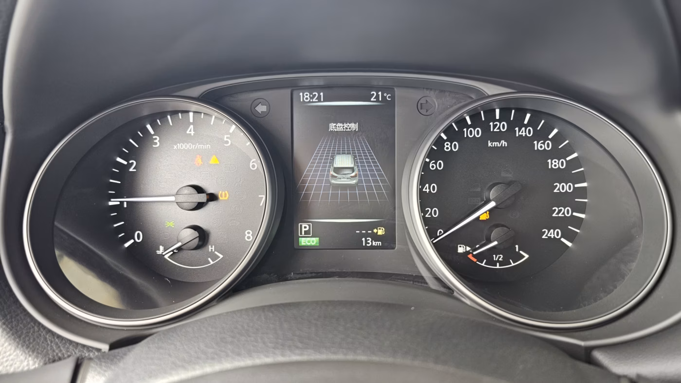 Nissan Qashqai фото 12