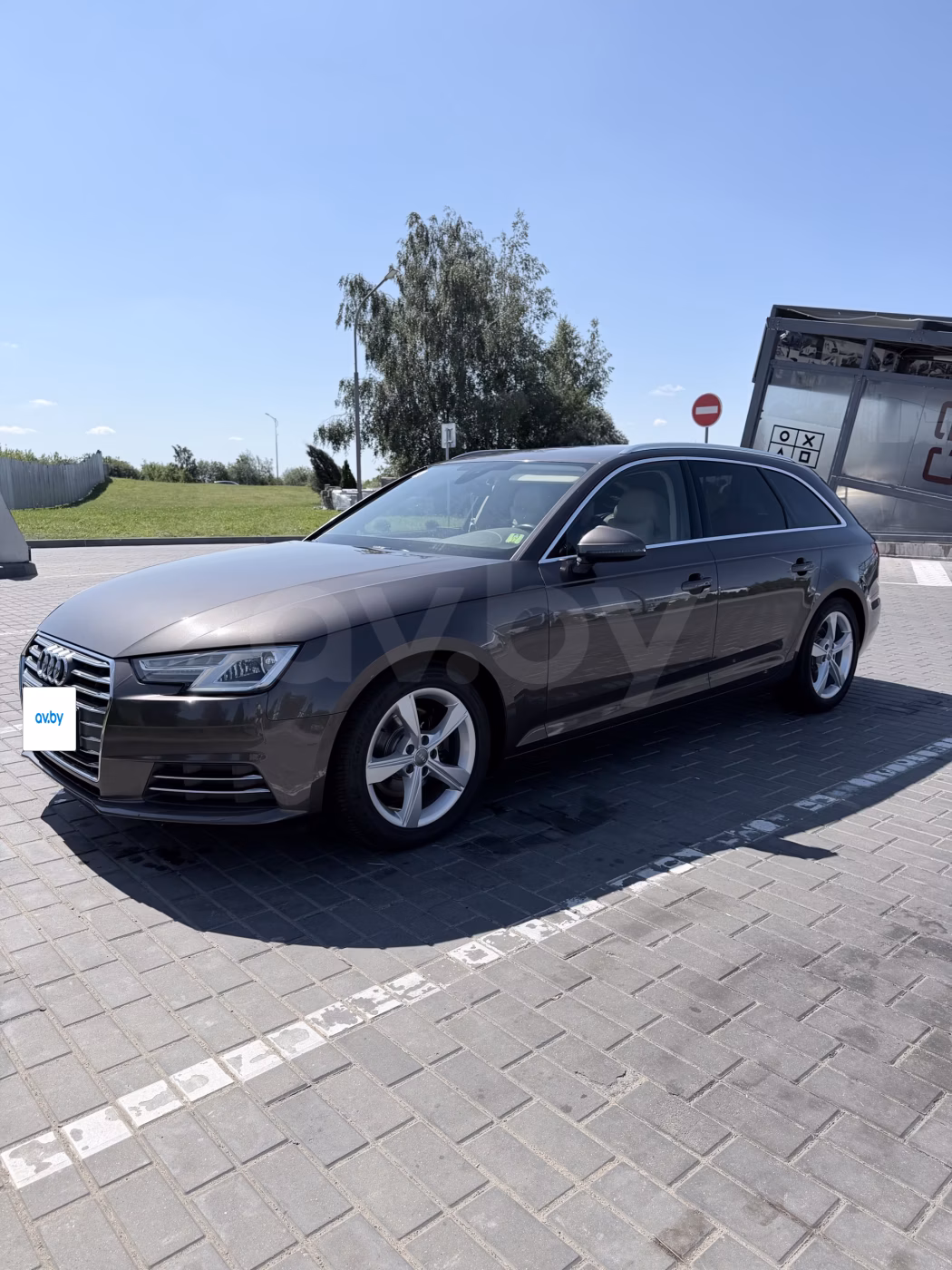Audi A4 фото 2