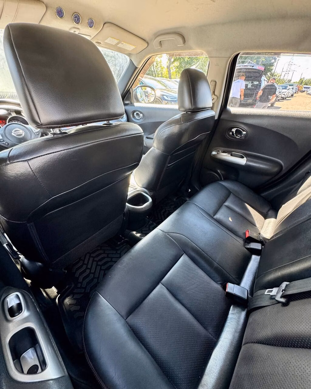 Nissan Juke фото 11