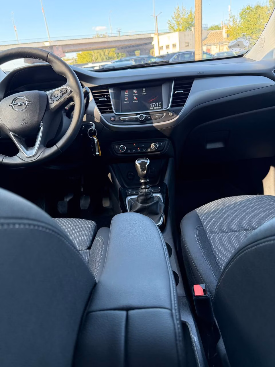 Opel Crossland X фото 9