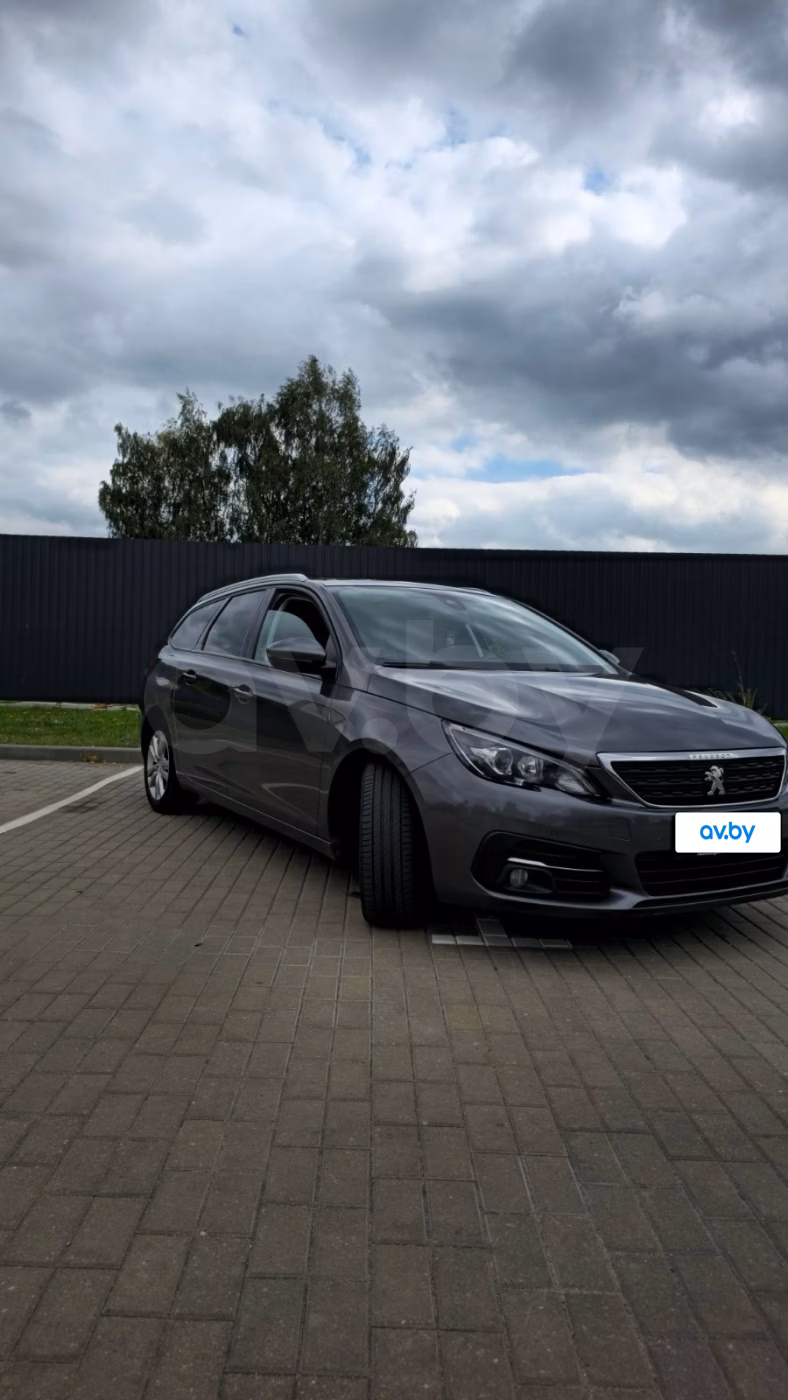 Peugeot 308 фото 2