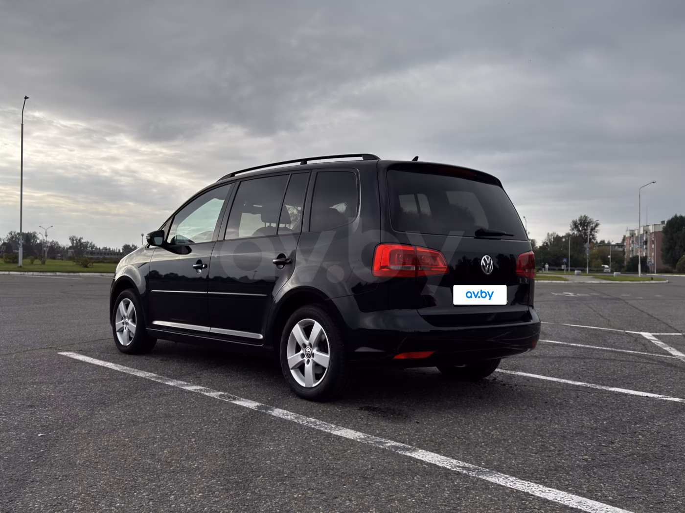 Volkswagen Touran фото 3