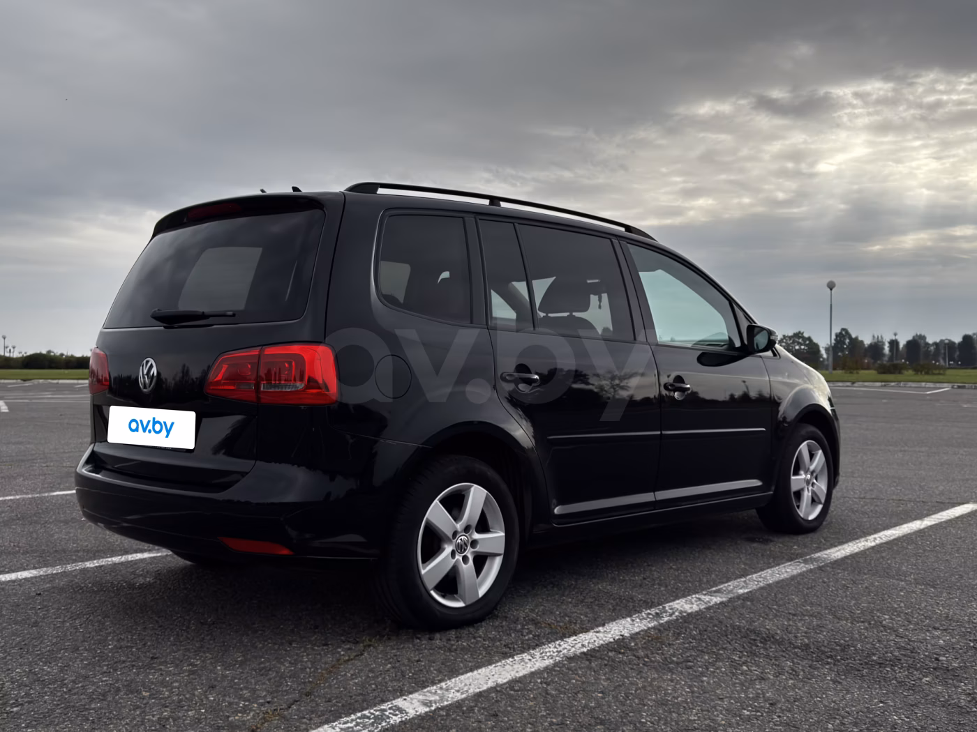 Volkswagen Touran фото 4