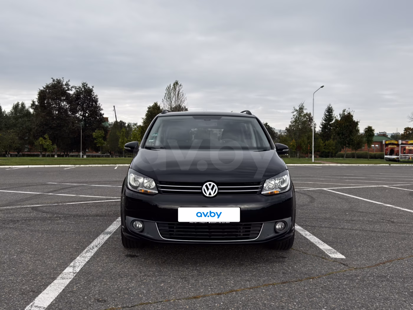Volkswagen Touran фото 6