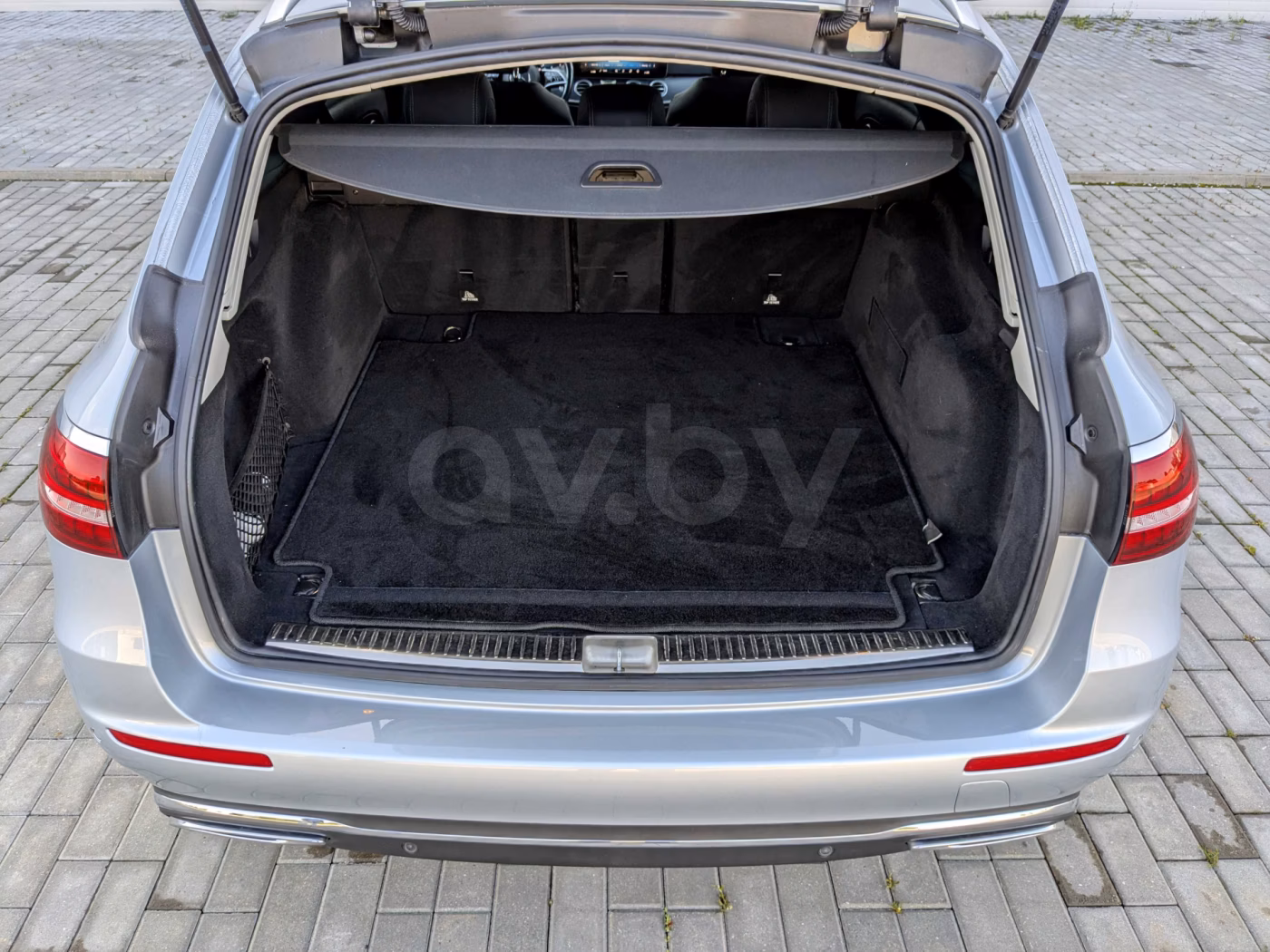 Mercedes-Benz E-Класс фото 10