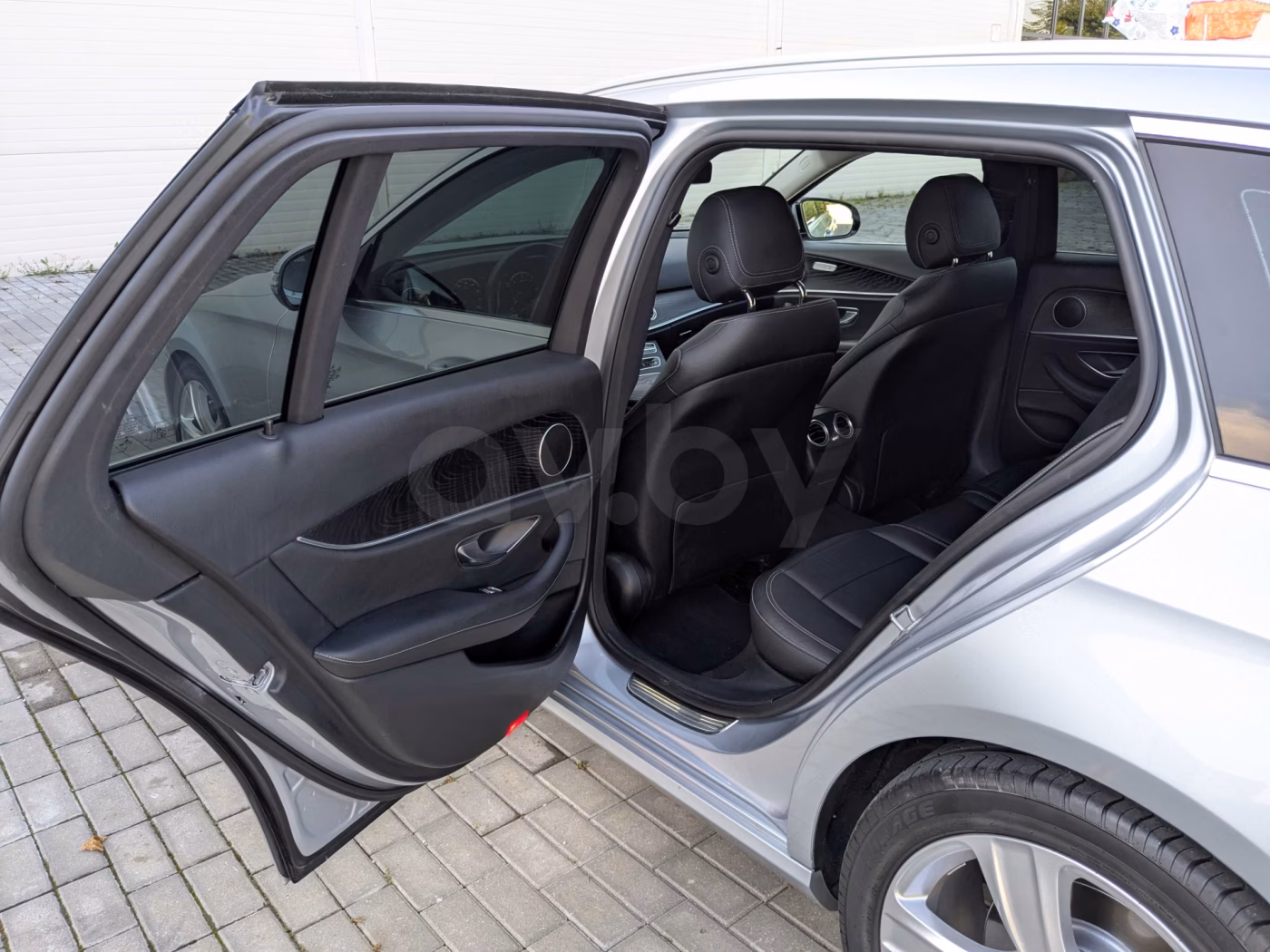 Mercedes-Benz E-Класс фото 17