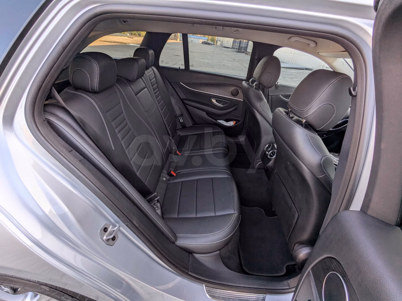 Mercedes-Benz E-Класс фото 20