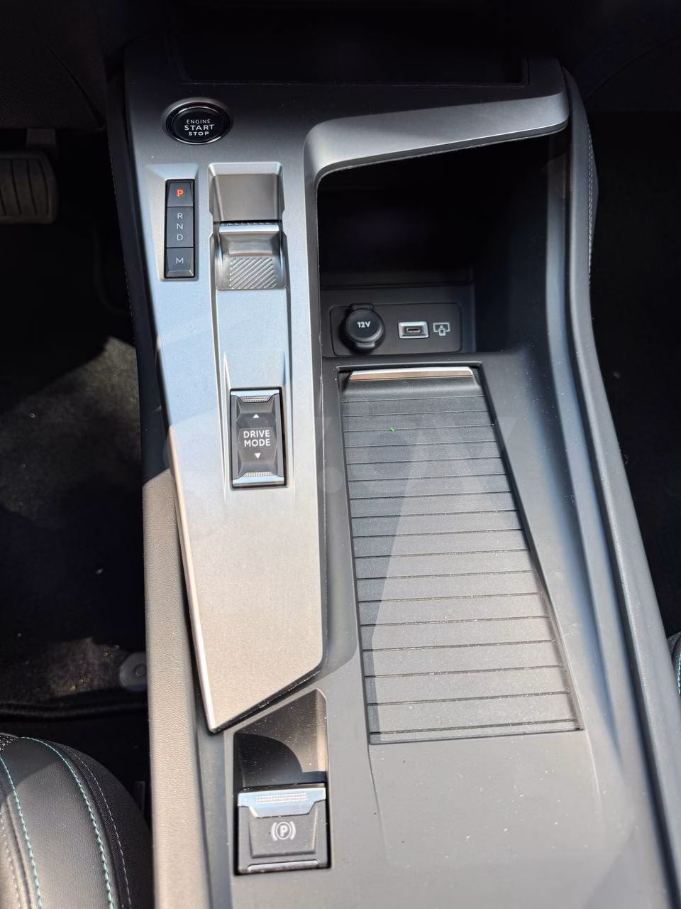 Peugeot 308 фото 12