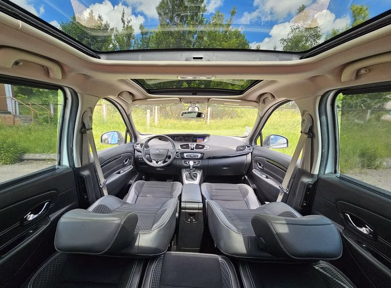 Renault Grand Scenic фото 9
