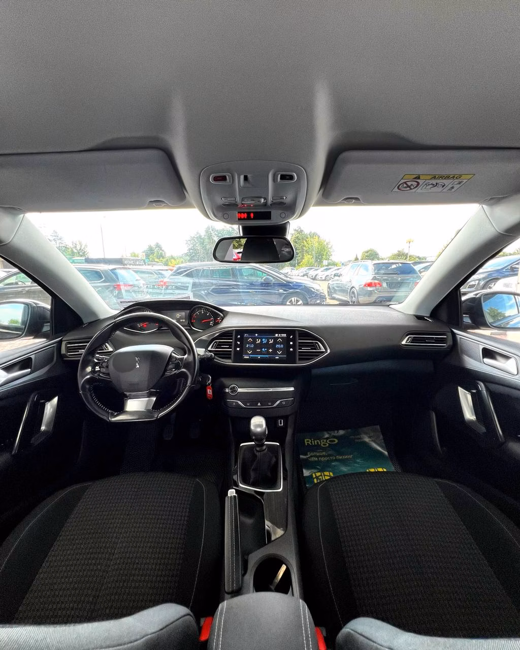 Peugeot 308 фото 12