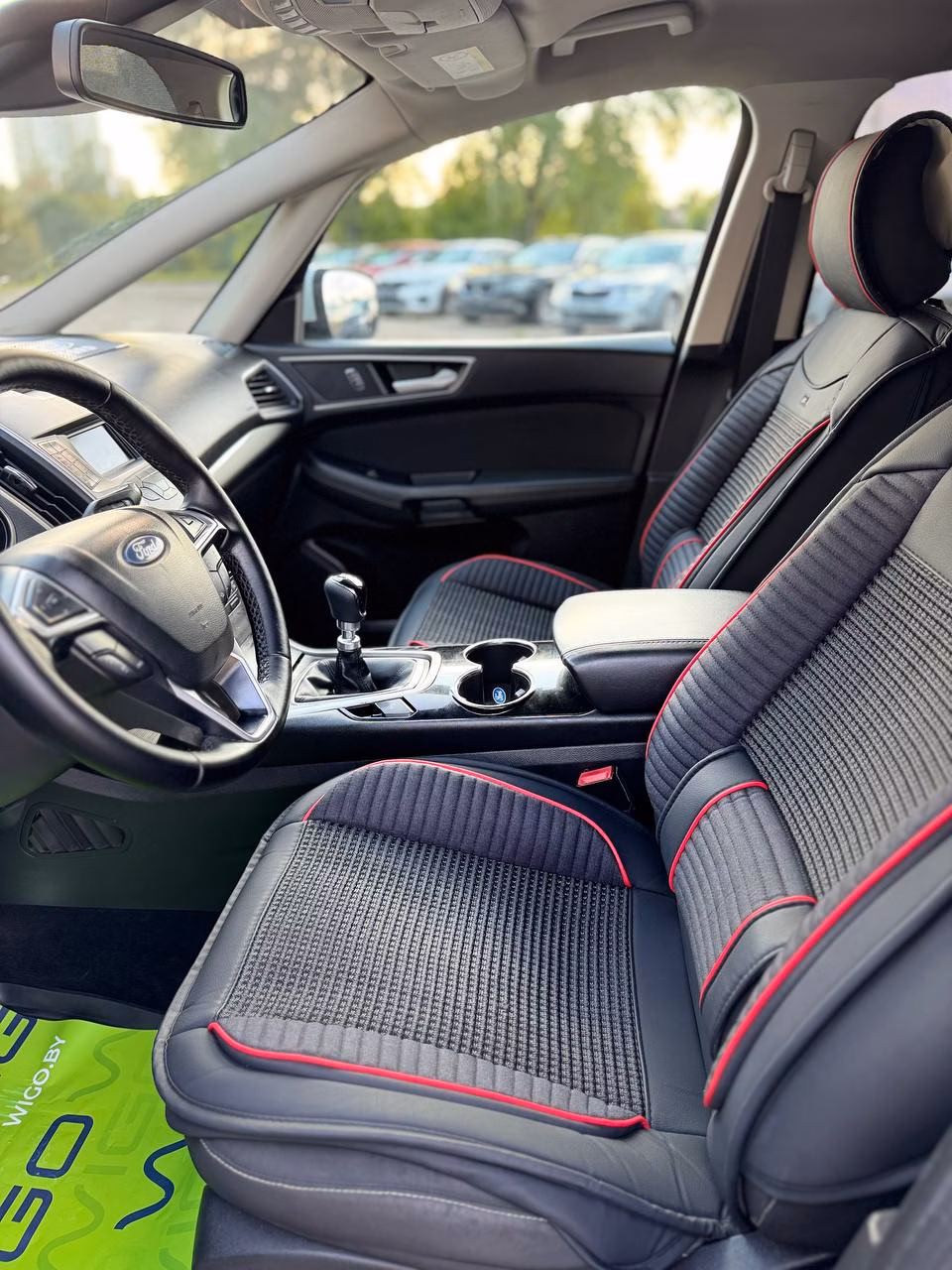 Ford S-MAX фото 10