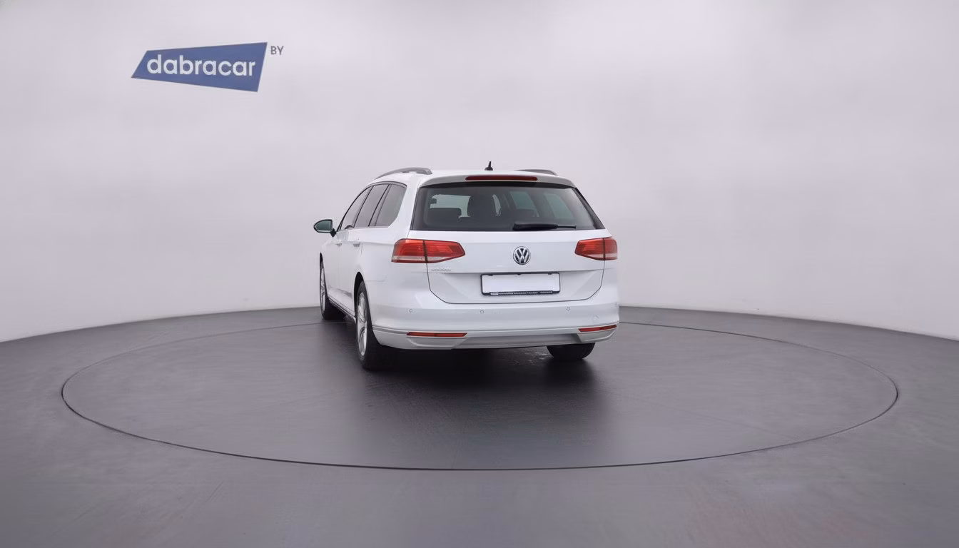 Volkswagen Passat фото 6