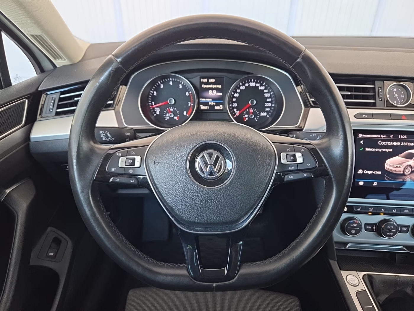 Volkswagen Passat фото 10