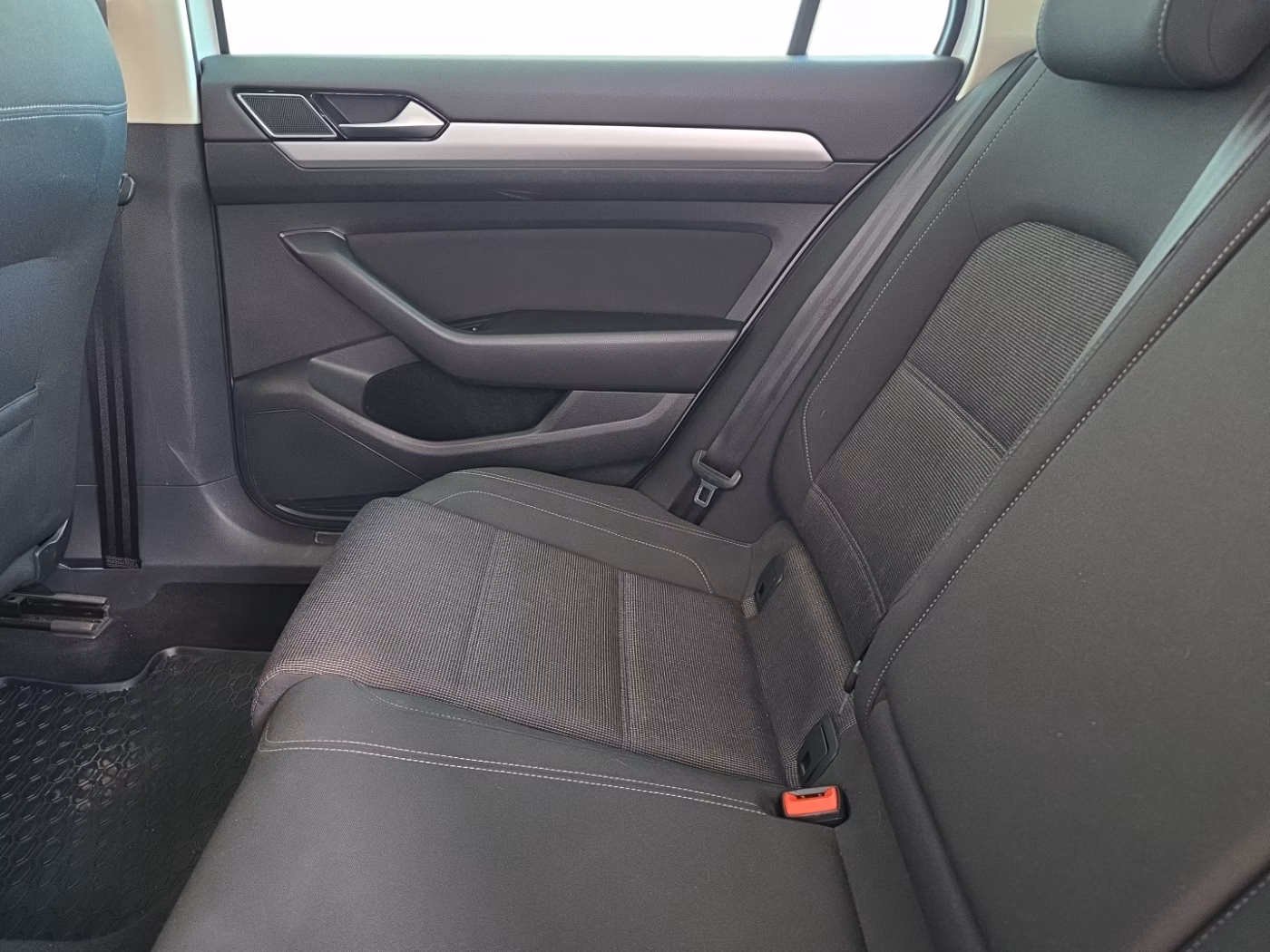 Volkswagen Passat фото 15