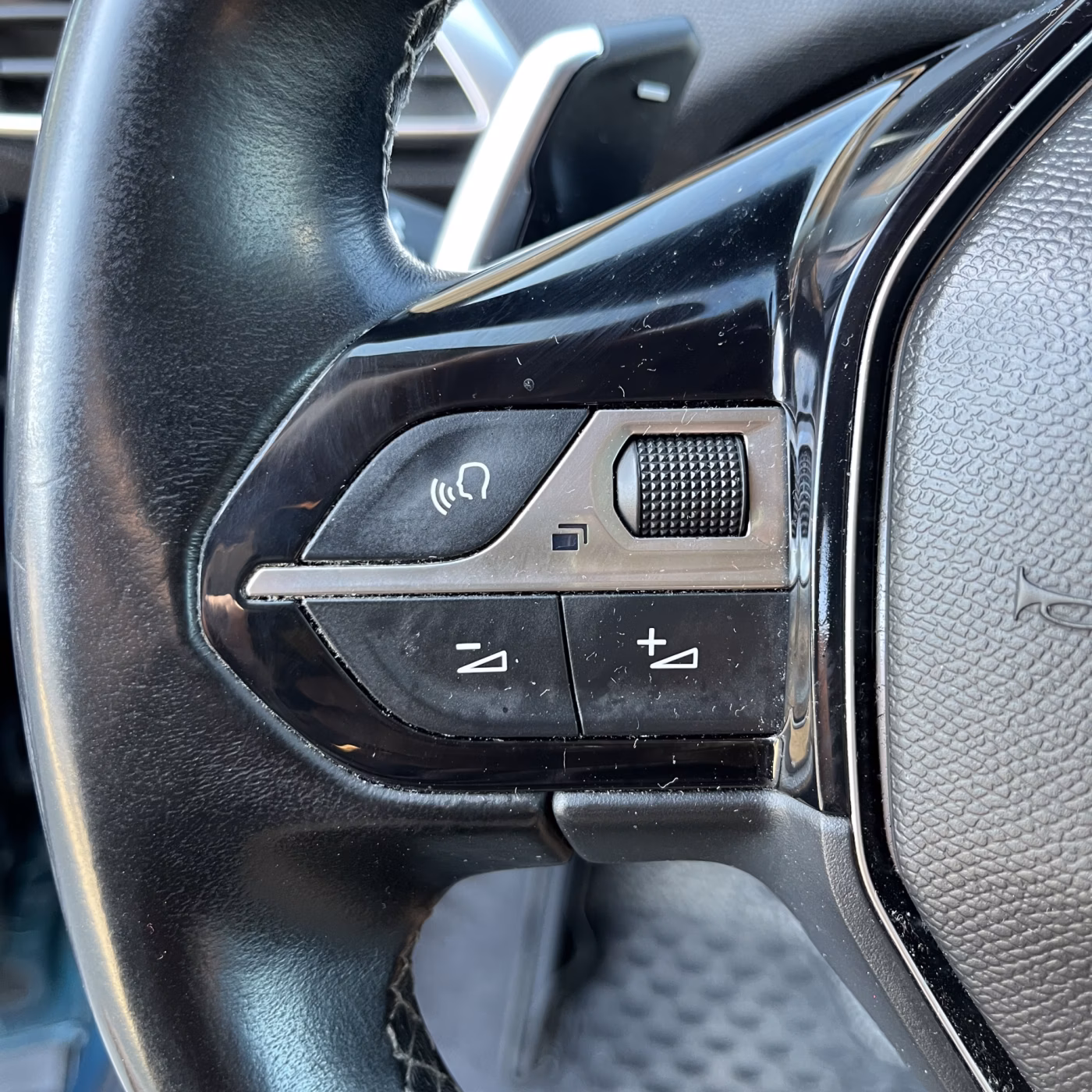 Peugeot 5008 фото 15