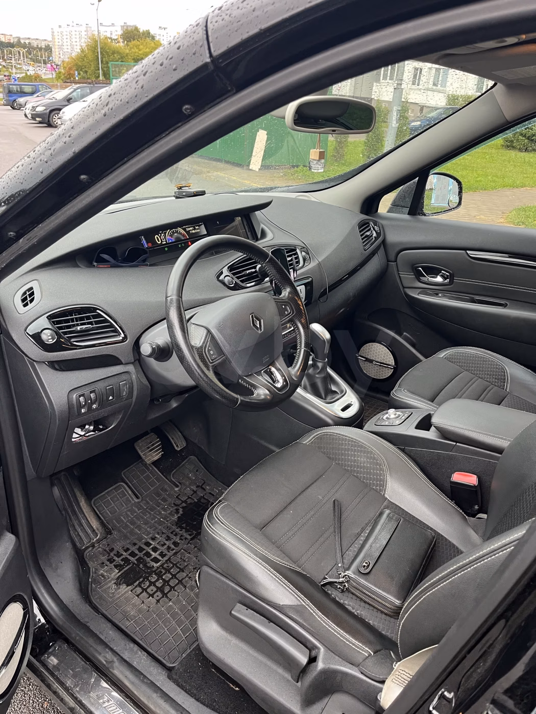 Renault Grand Scenic фото 5