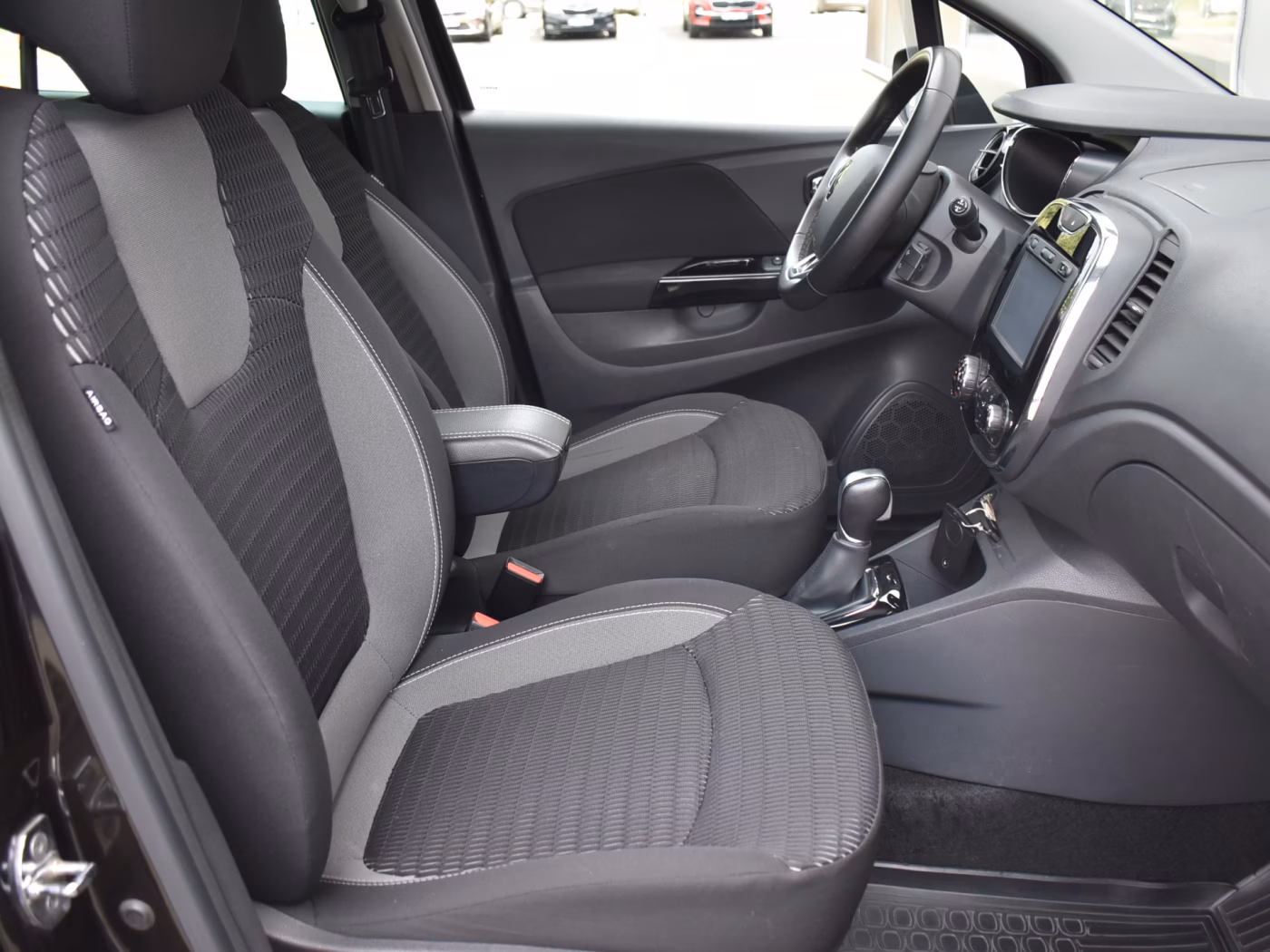 Renault Kaptur фото 12