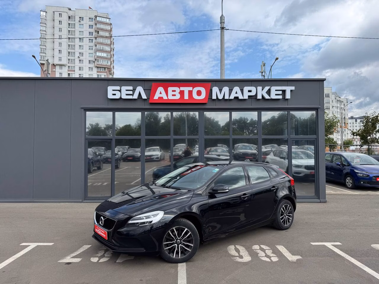 Volvo V40
