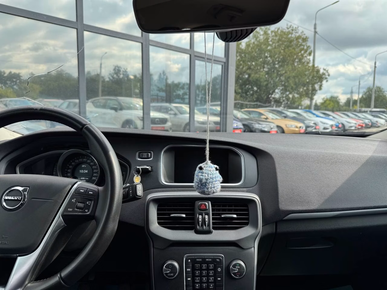 Volvo V40 фото 12