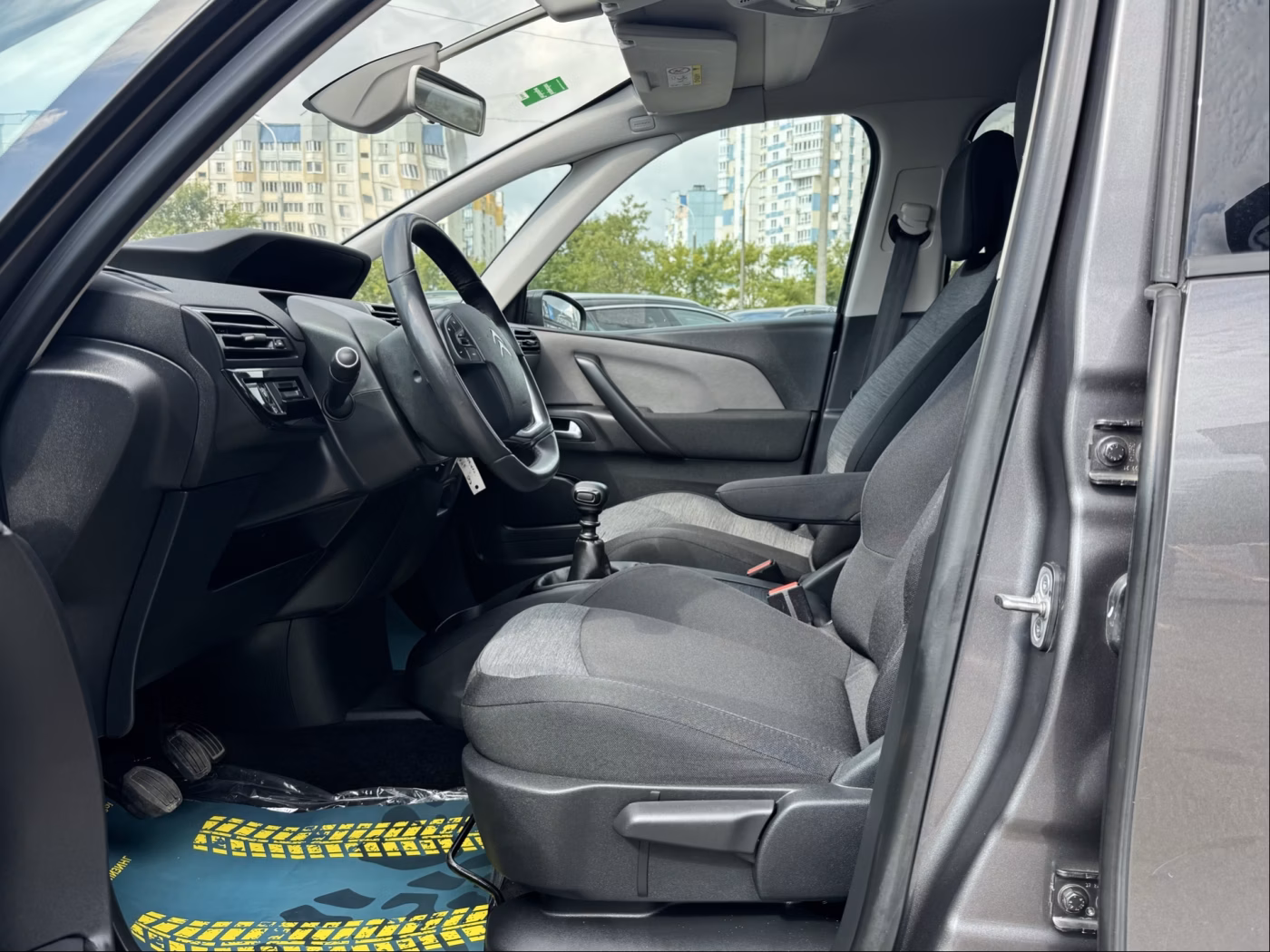 Citroen C4 Spacetourer фото 10