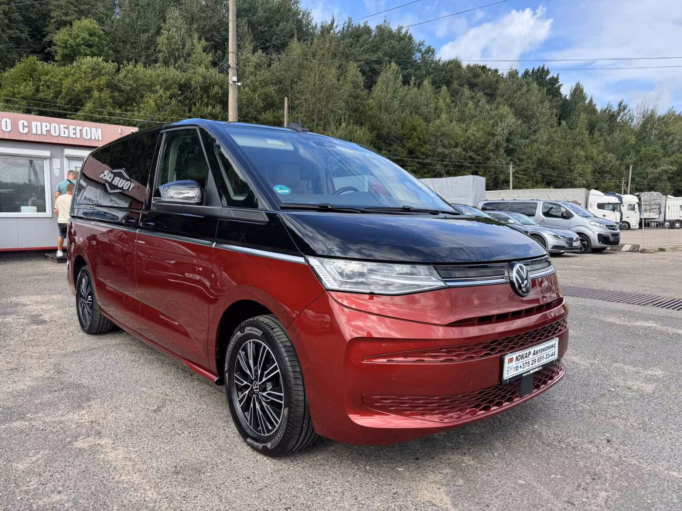 Volkswagen Multivan фото 3