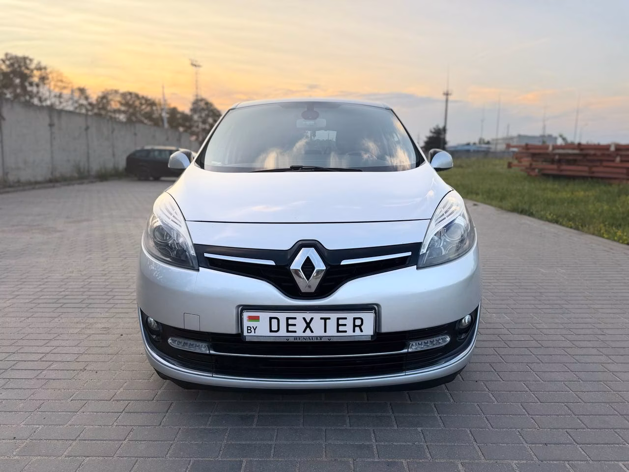 Renault Grand Scenic фото 2