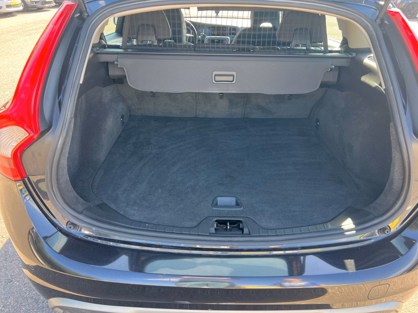 Volvo V60 фото 9