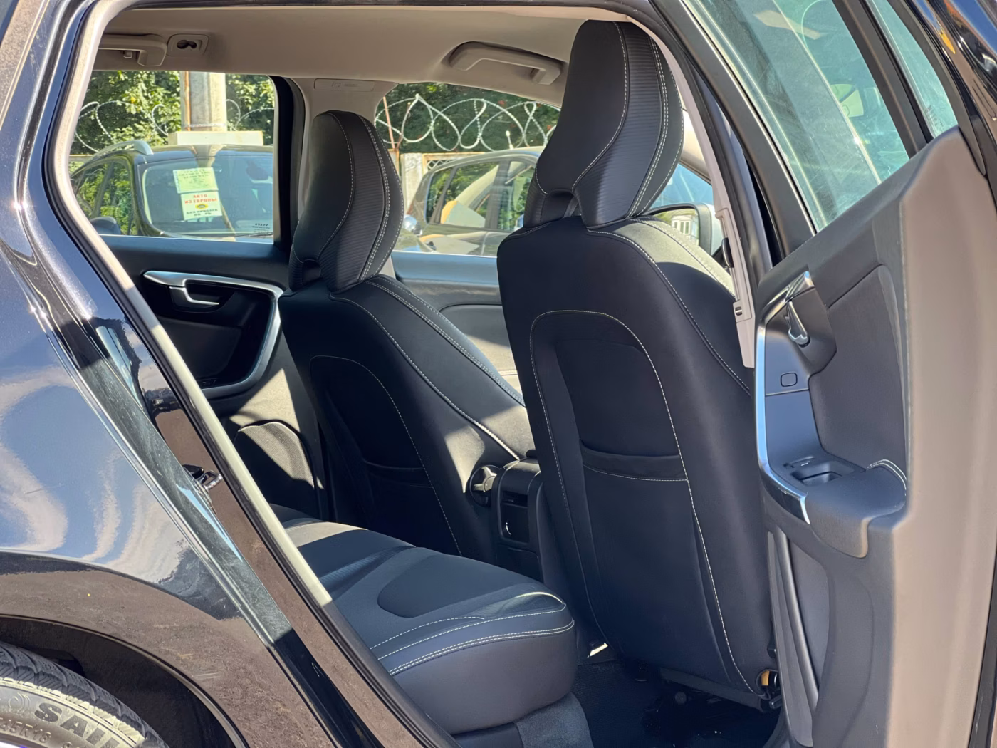 Volvo V60 фото 17