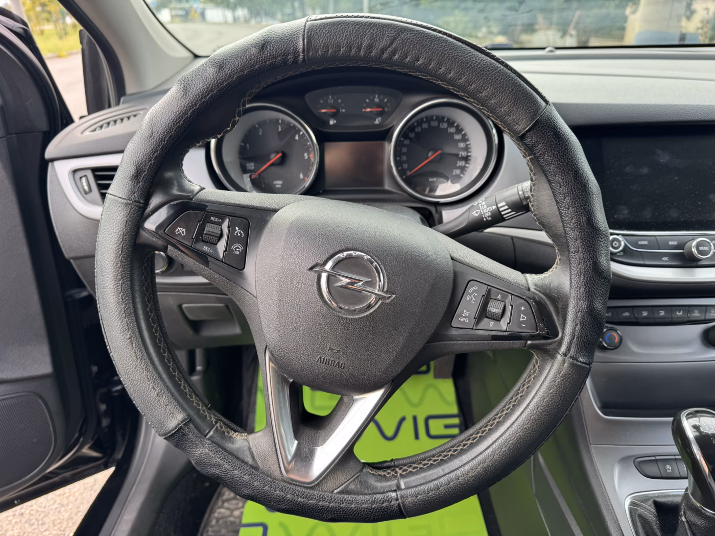 Opel Astra фото 11