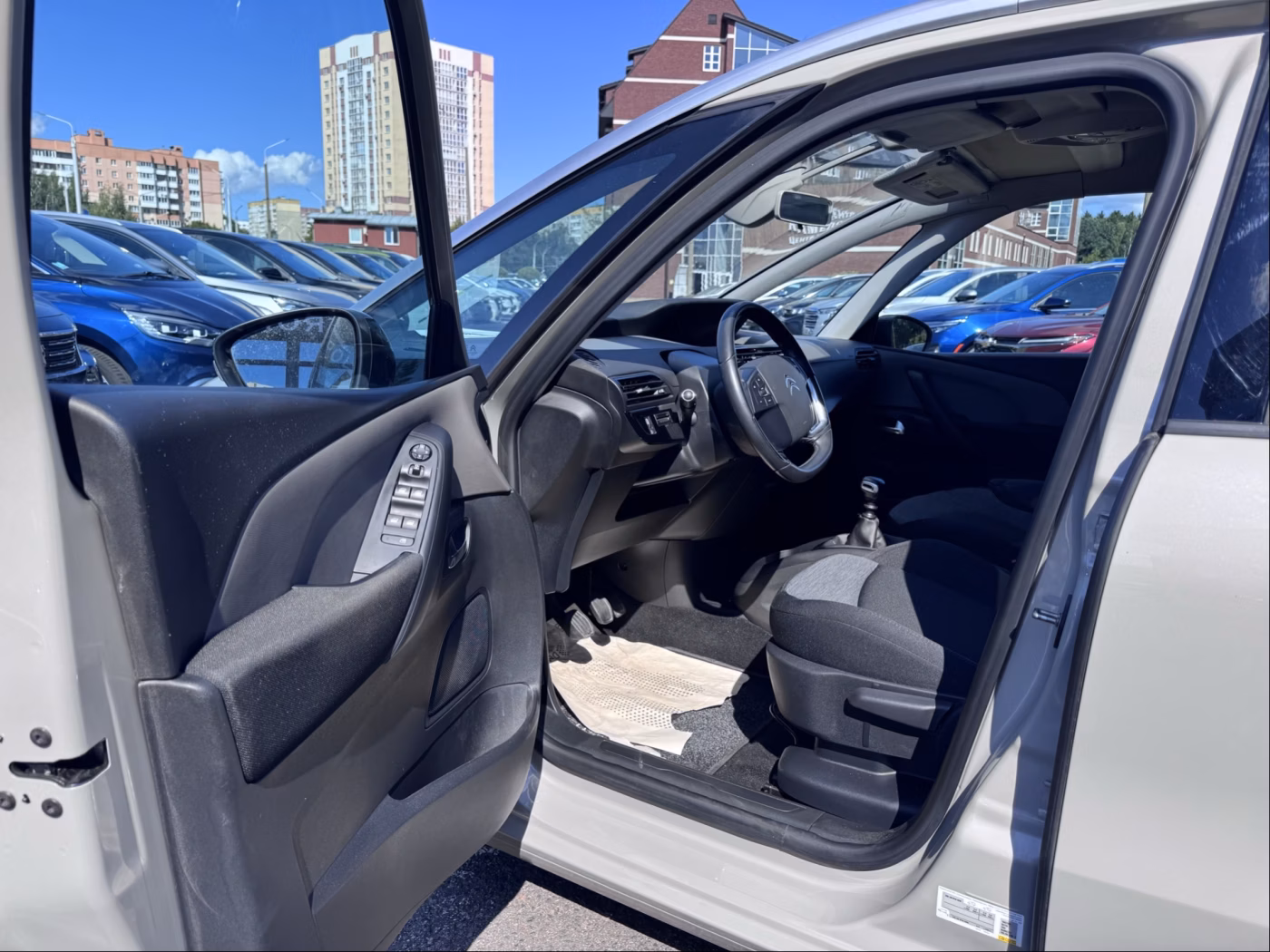 Citroen C4 Spacetourer фото 16
