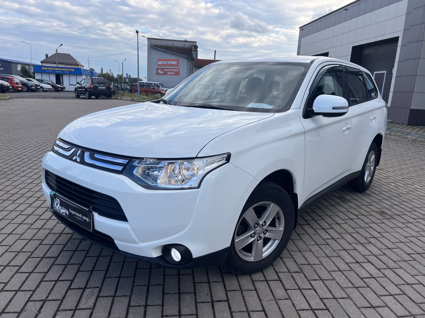 Mitsubishi Outlander фото 7
