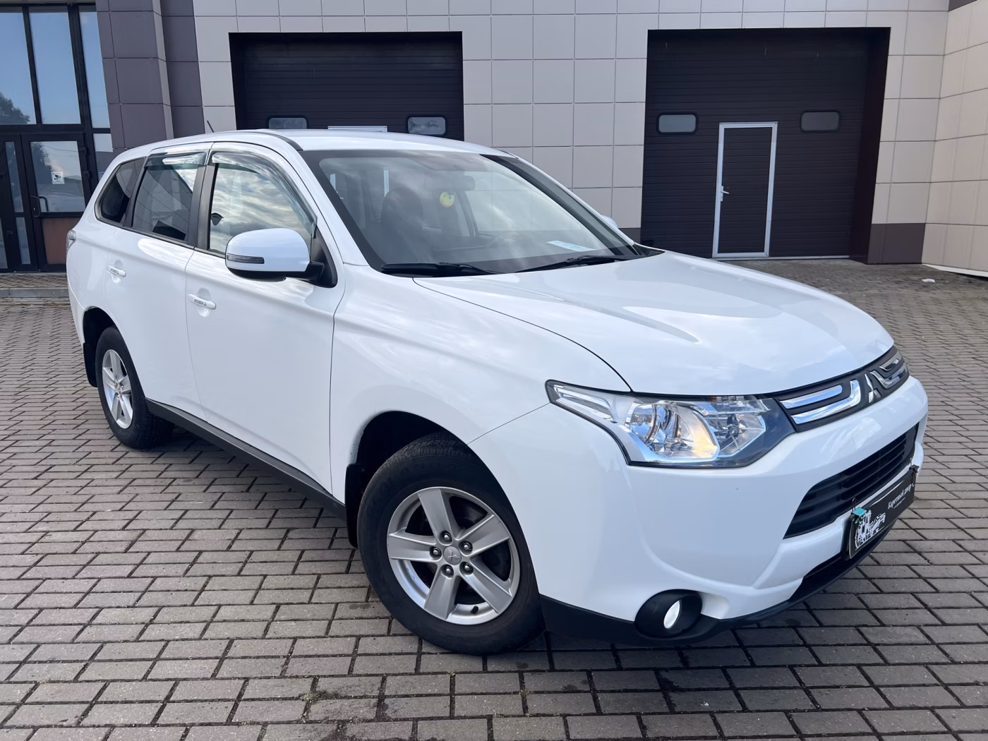 Mitsubishi Outlander фото 15