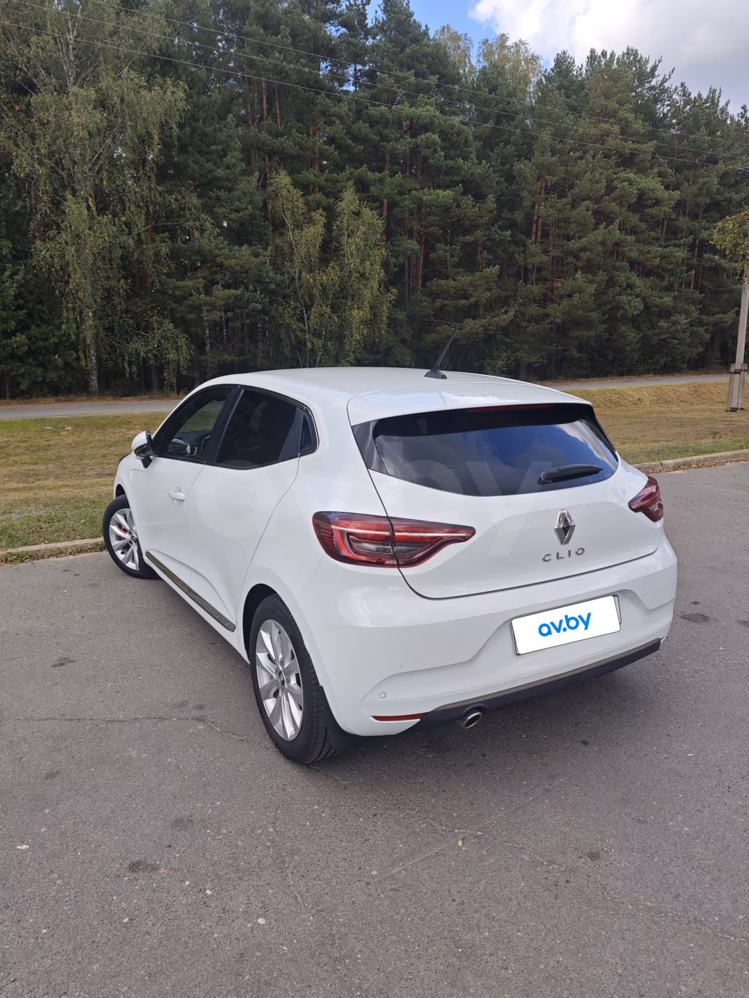 Renault Clio фото 2