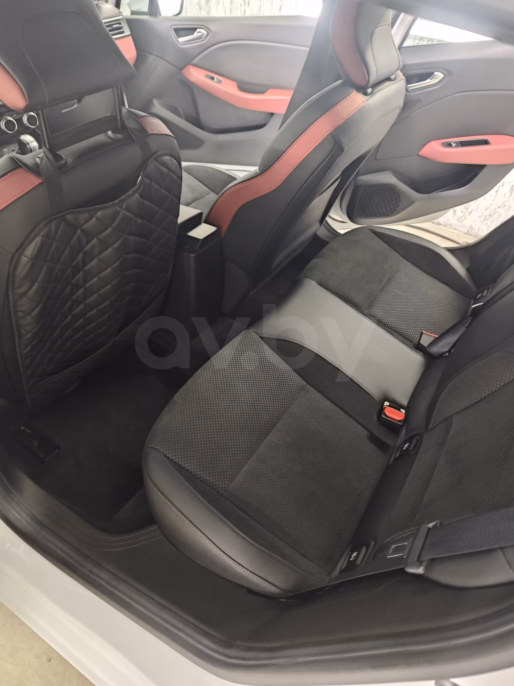 Renault Clio фото 13