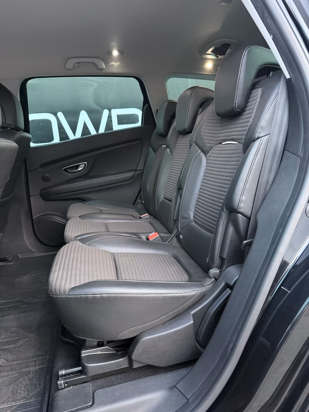 Renault Grand Scenic фото 16