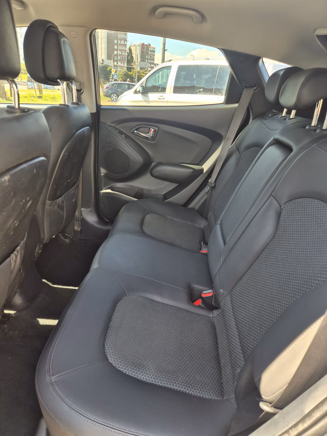 Hyundai ix35 фото 11