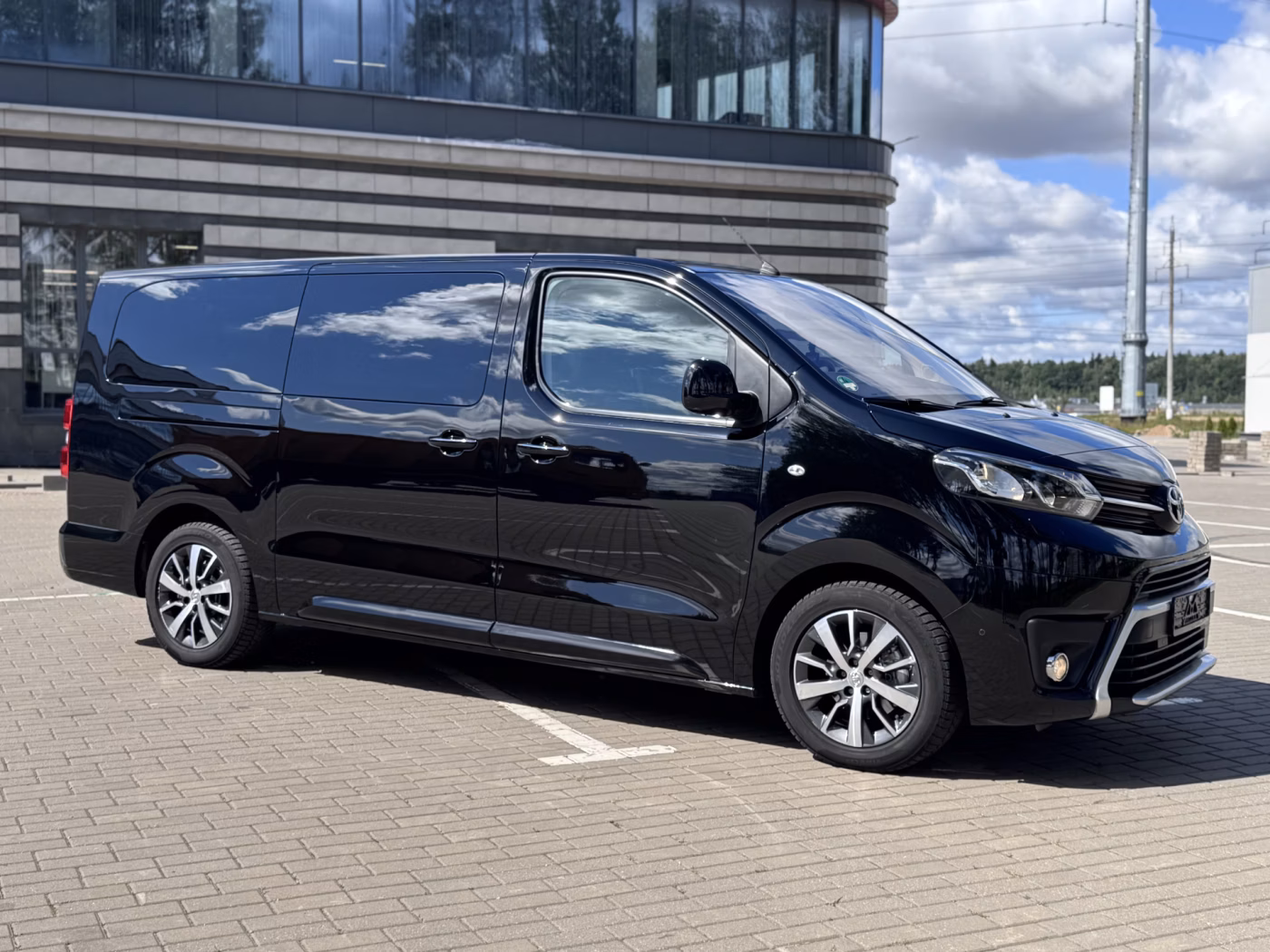 Toyota ProAce Verso фото 2