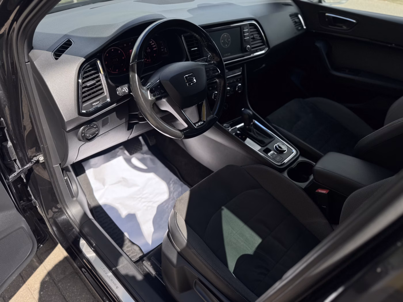 SEAT Ateca фото 11