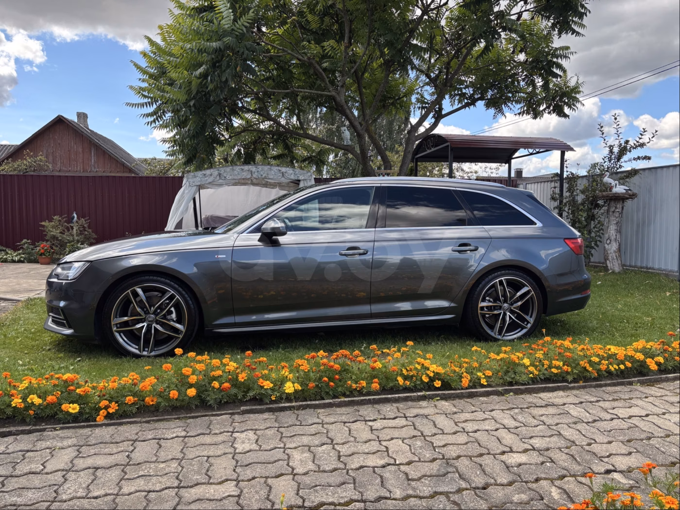 Audi A4 фото 2