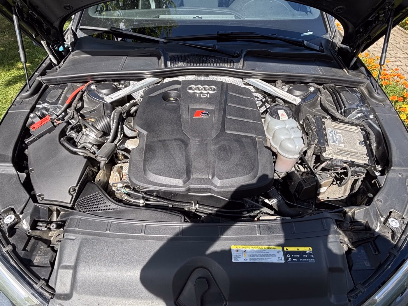 Audi A4 фото 8